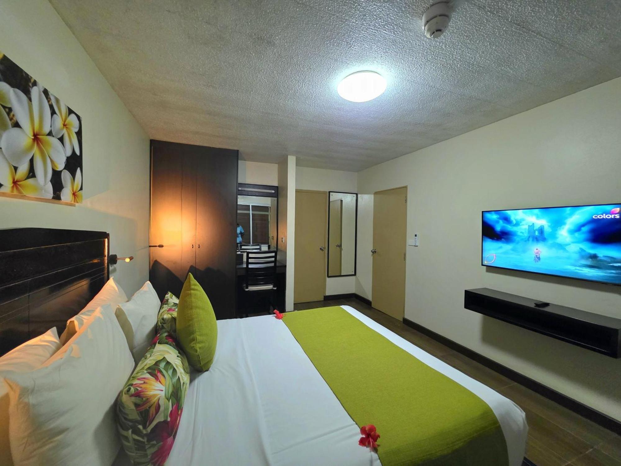 Tokatoka Resort Hotel Nadi Exterior photo